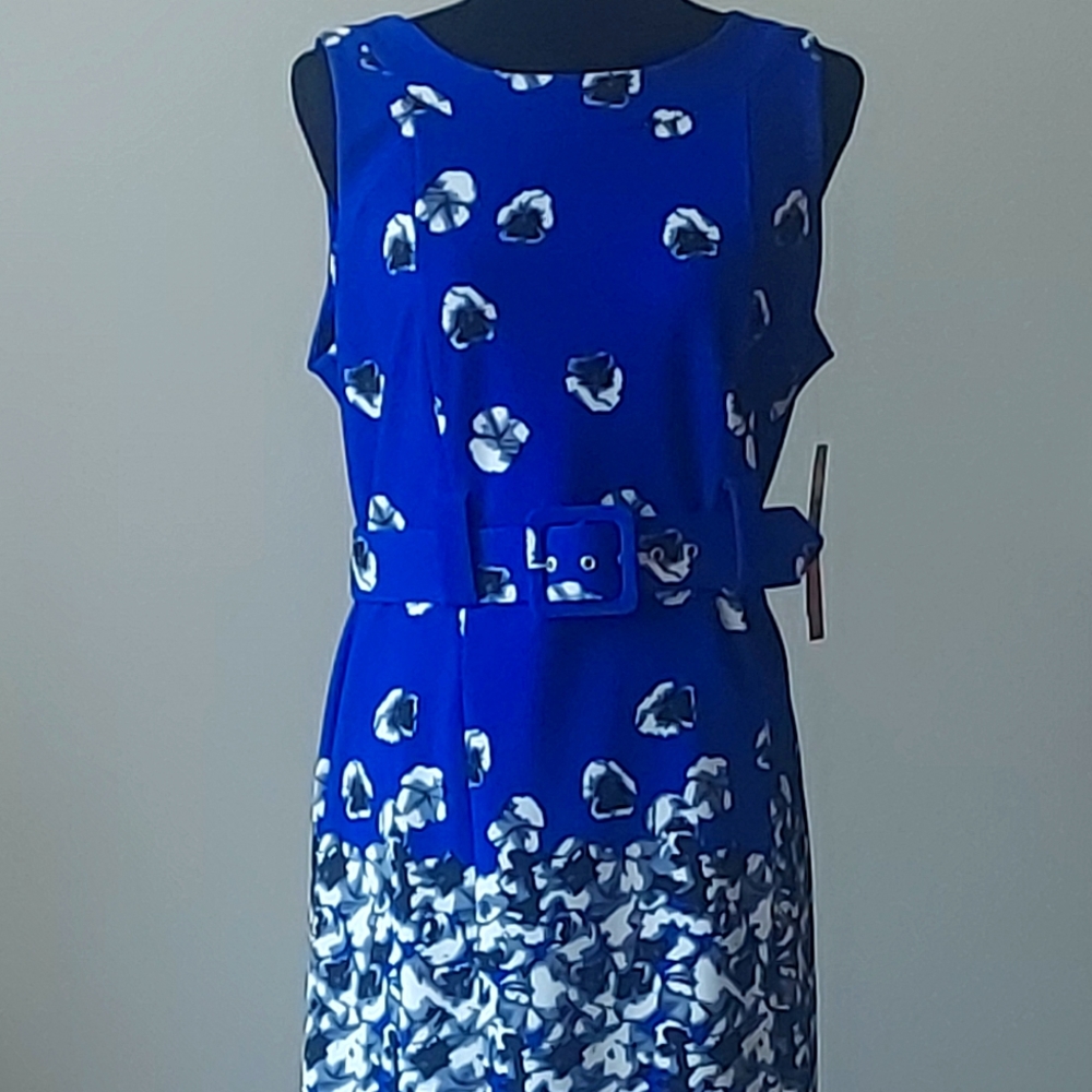 NWT I LE New York Women's Dress Size 12 Blue with Floral Design